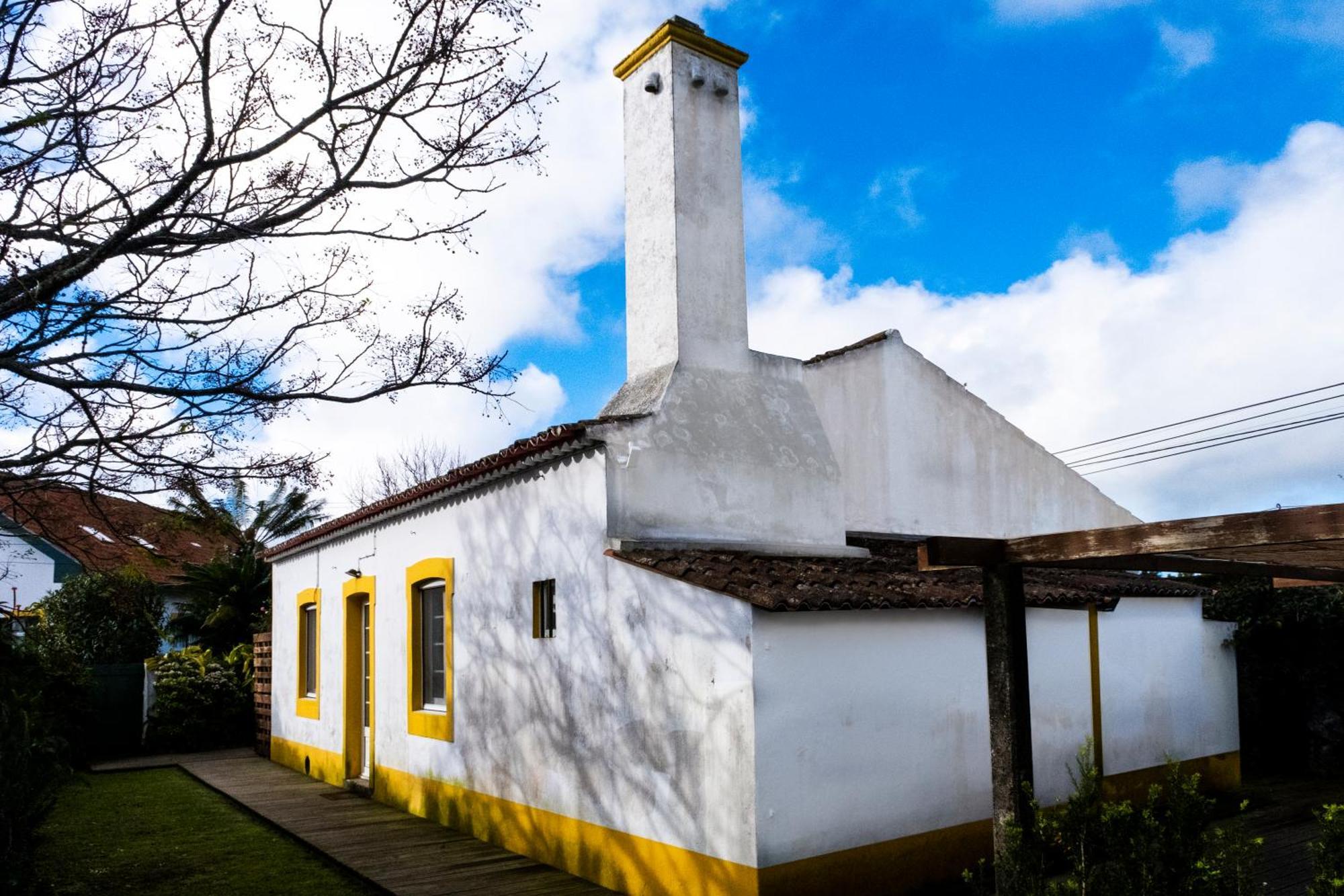 Casa Villa Cottage 蓬塔德尔加达 外观 照片